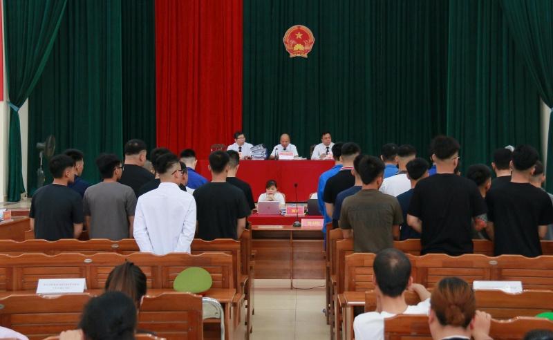 37 quai xe,  Hai Phong anh 1