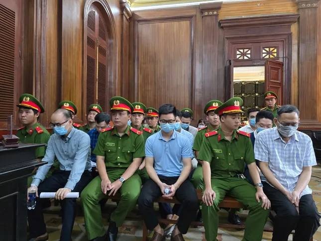 Giam doc Trung tam,  Ly lich tu phap,  Hoang Quoc Hung anh 3