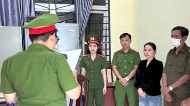 Cty Tran Kim Huyen,  DN Tran Kim Huyen,  Gdoc Tran Kim Huyen,  Ktoan Tran Kim Huyen anh 1