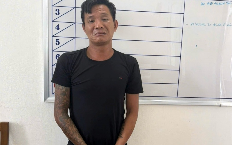 Nghi bi nhin deu anh 1