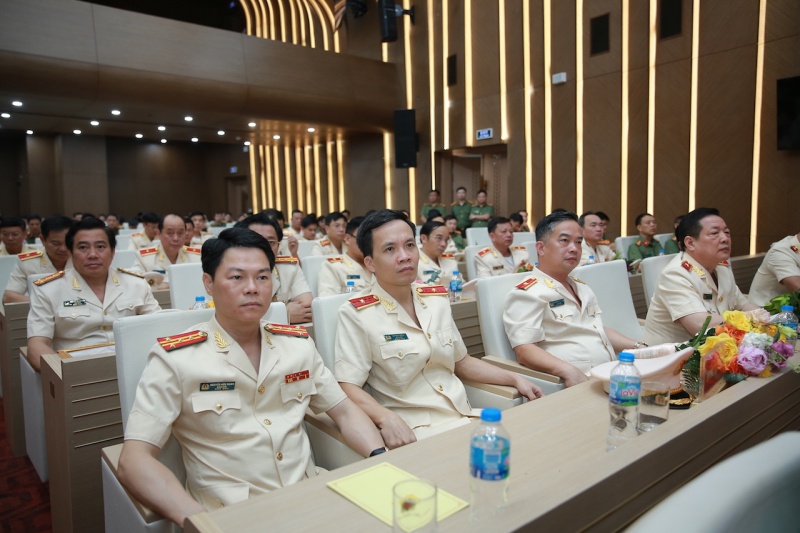 cong an toan quoc anh 8