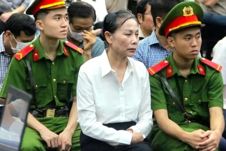 Cuu Bi thu Vinh Phuc Hoang Thi Thuy Lan: Toi vo cung dau don, hoi han hinh anh