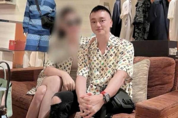 Cuoc song xa hoa, thu choi di thuong cua giang ho Vi 'ngo' khet tieng hinh anh