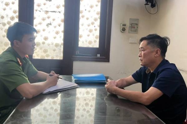 Bat 3 lanh dao Trung tam phap y tam than khu vuc mien nui phia Bac hinh anh