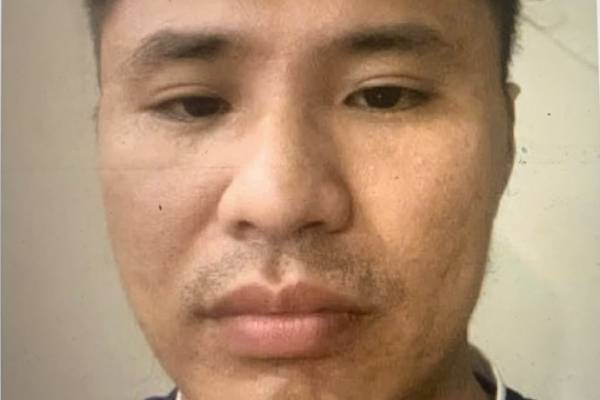 Kinh doanh quan ao gia cac thuong hieu lon, chu kho hang bi khoi to hinh anh