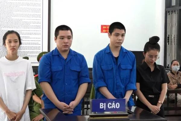 Lua dua tre em sang Campuchia lam viec cho to chuc lua dao hinh anh