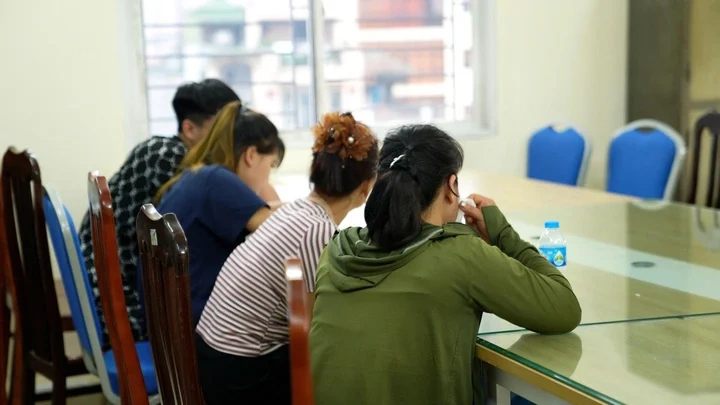 Thu doan,  Mua lon benh,  Lon chet gia re anh 1