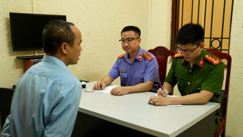 Ban lon benh,  Khap Ha Noi anh 2