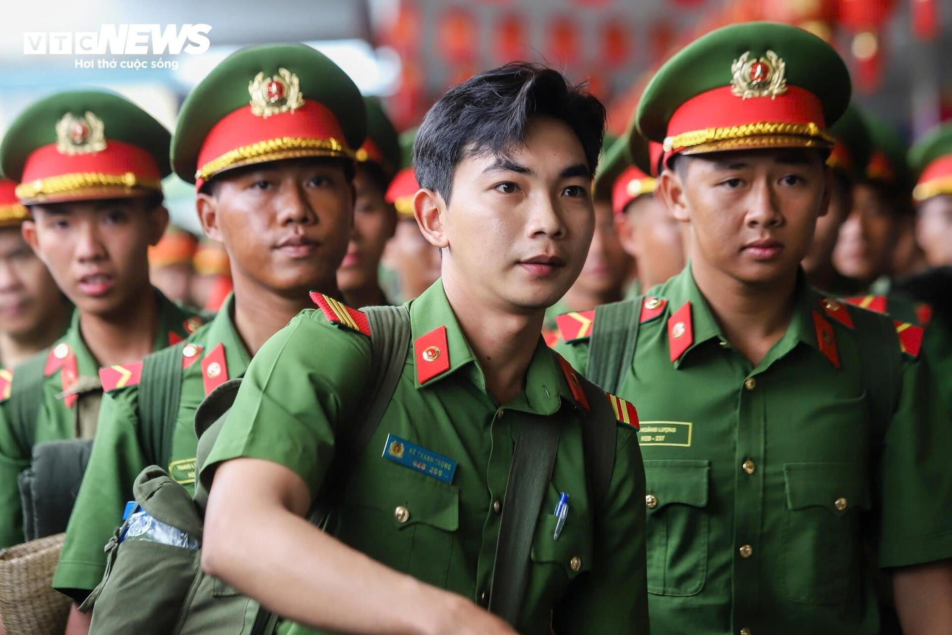 Dieu binh Quoc khanh 2/9 anh 2