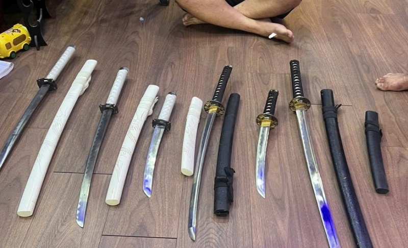 Cty Mi Ha Noi,  Tron thue,  Chu Mi Ha Noi,  DN Mi Ha Noi anh 2