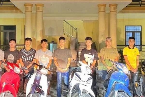 Truy xet nhom thanh thieu nien gay nao loan duong pho hinh anh