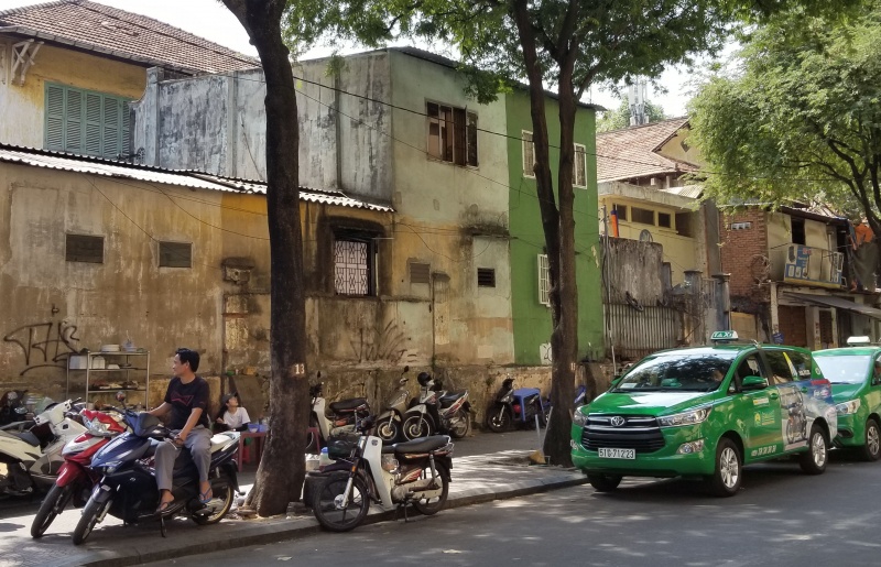 Dinh Truong Chinh,  Lanh dao Vinafood II,  Cong ty Vinafood II,  Viet Han Sai Gon,  Cong ty Mua Dong anh 3