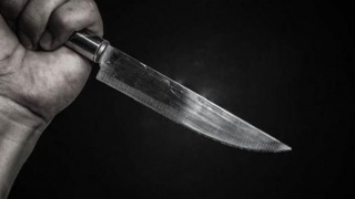 Mau thuan ca nhan, em trai dam anh tu vong roi den Cong an dau thu hinh anh