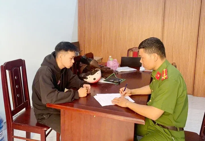 Vo mua ve so, nam thanh nien giat soi day chuyen cua cu ba o Da Nang hinh anh