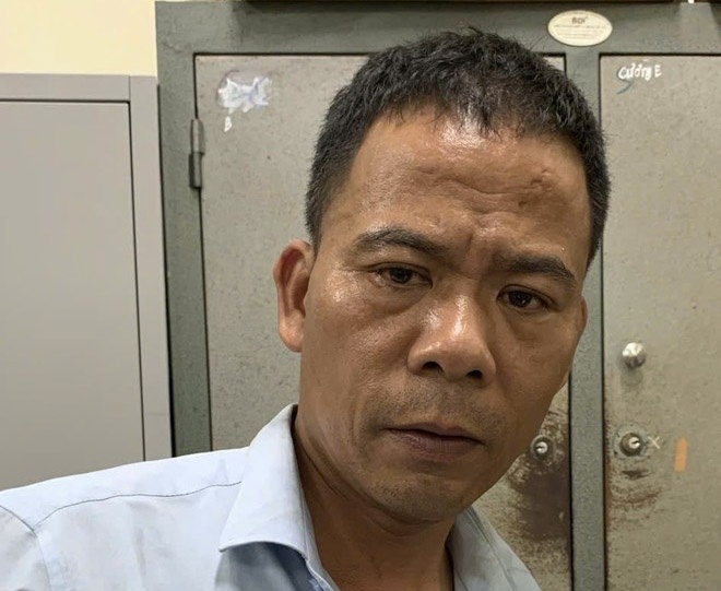 Vuot den do,  tan cong CSGT anh 2