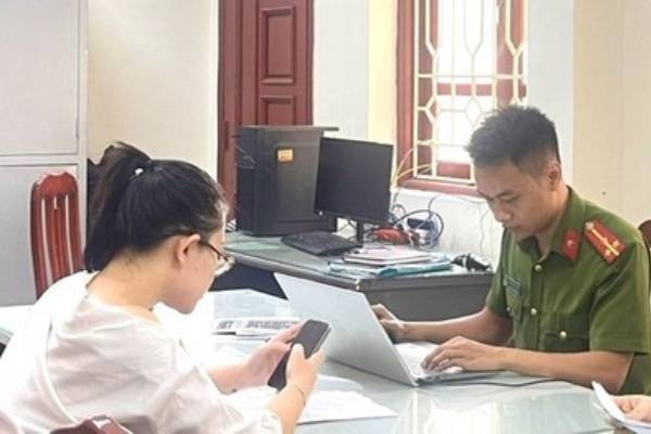 Nu sinh bi phat 7,5 trieu dong vi dang tin sai su that hinh anh