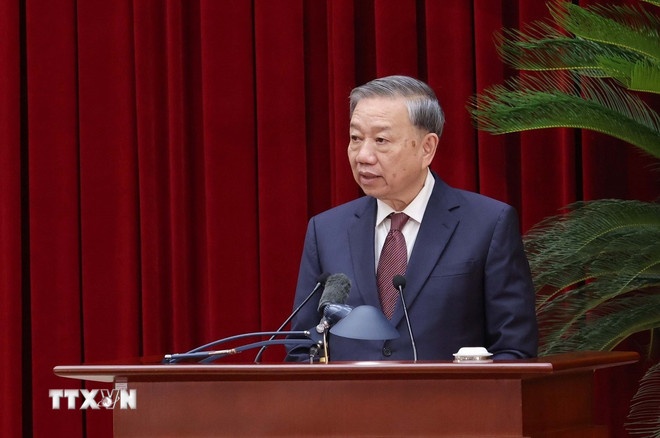 Tong Bi thu anh 2