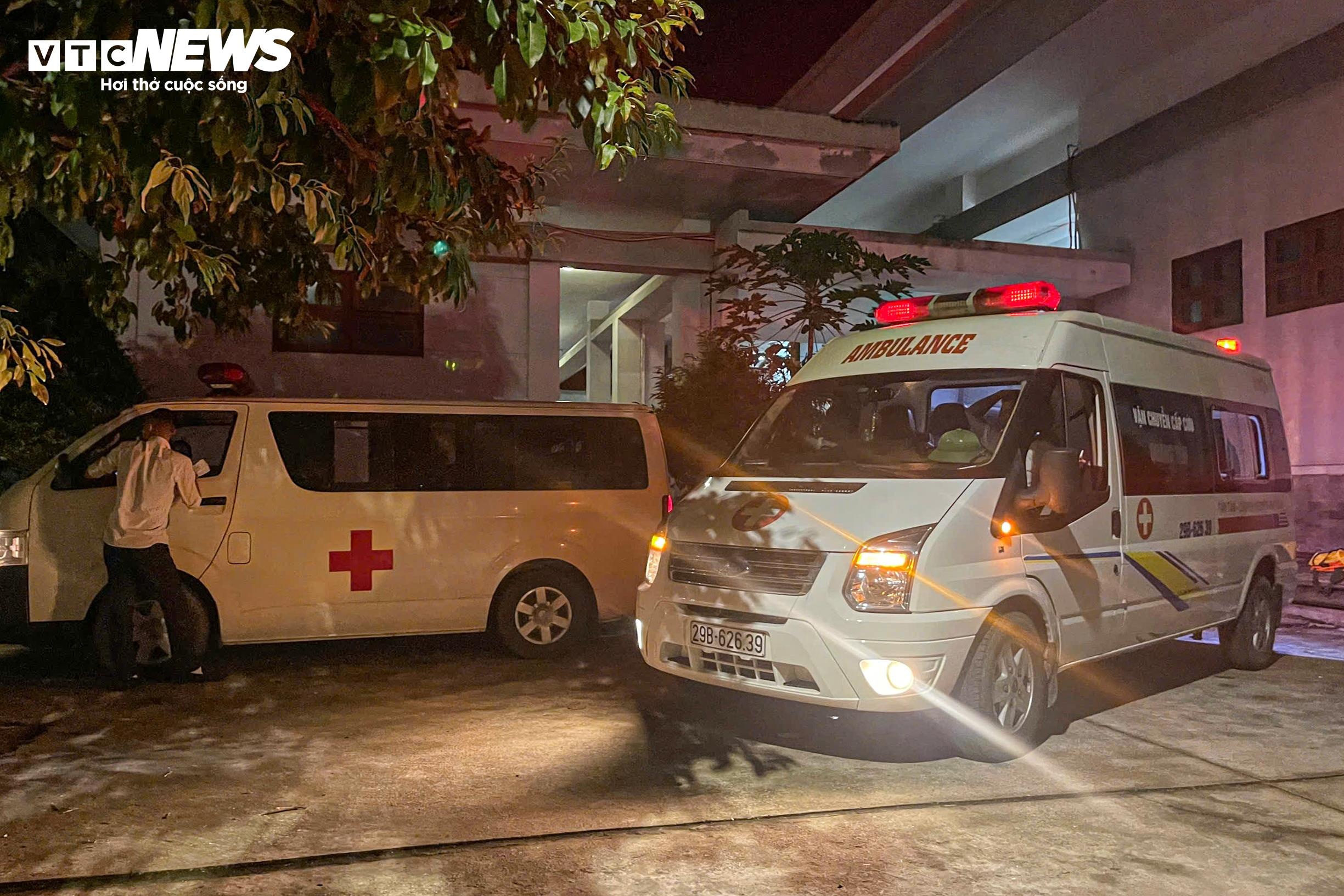 Vu lat tau,  Ha Long anh 7