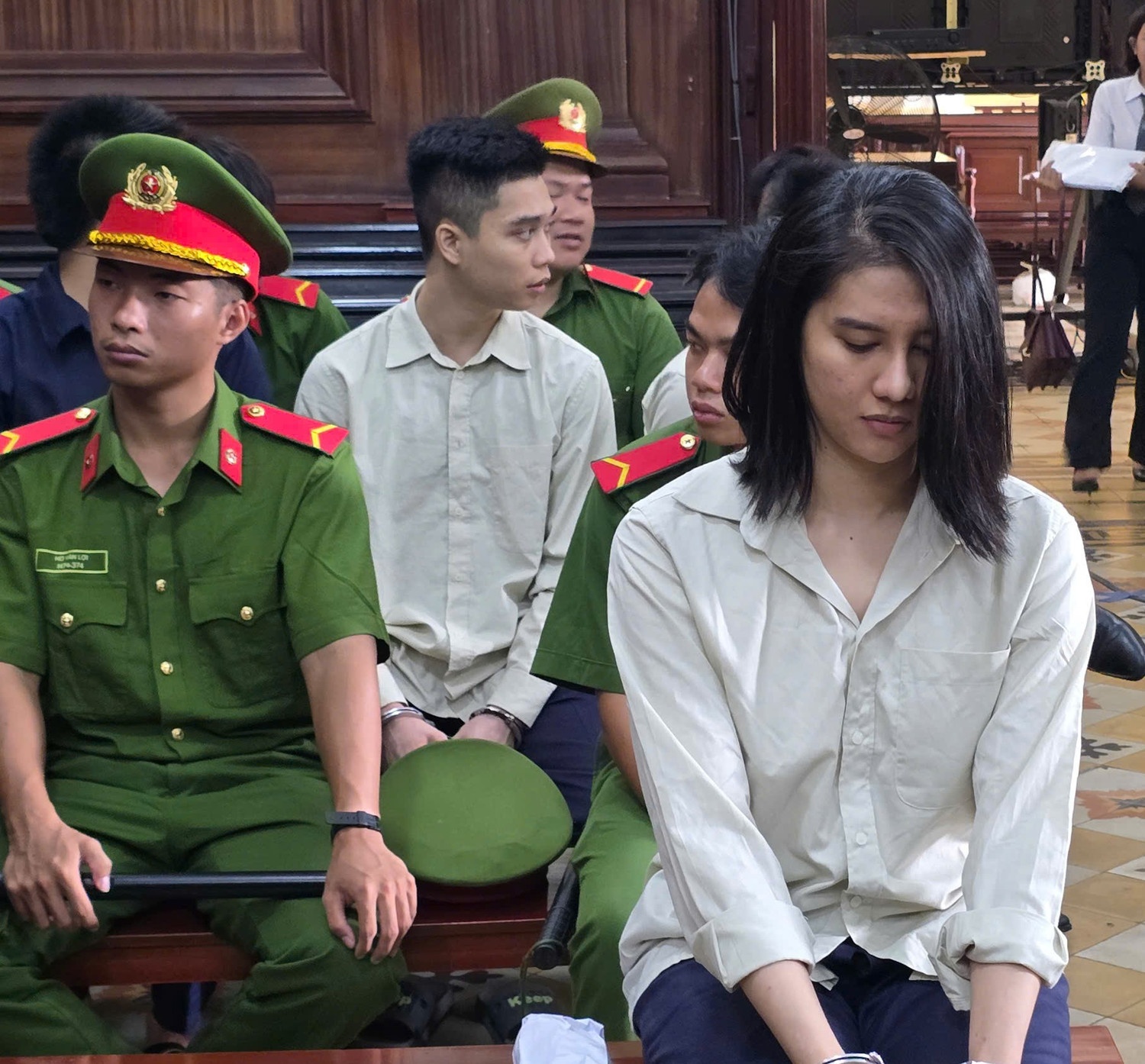 mua ban ma tuy anh 2