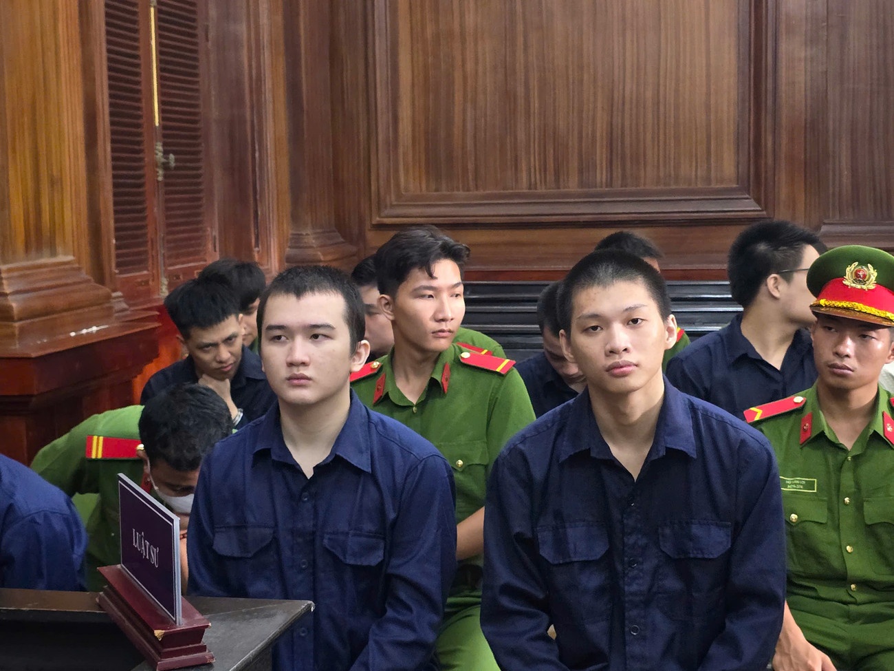 doi tuong no sung,  Cuop ma tuy,  TP.HCM anh 2