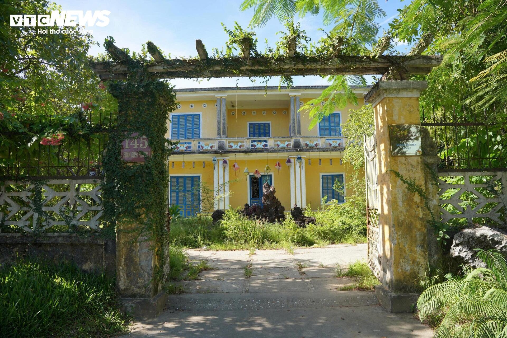 Biet thu trieu Nguyen Hue anh 1