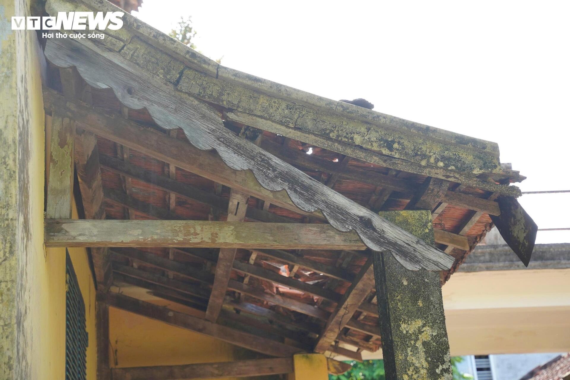 Biet thu trieu Nguyen Hue anh 11