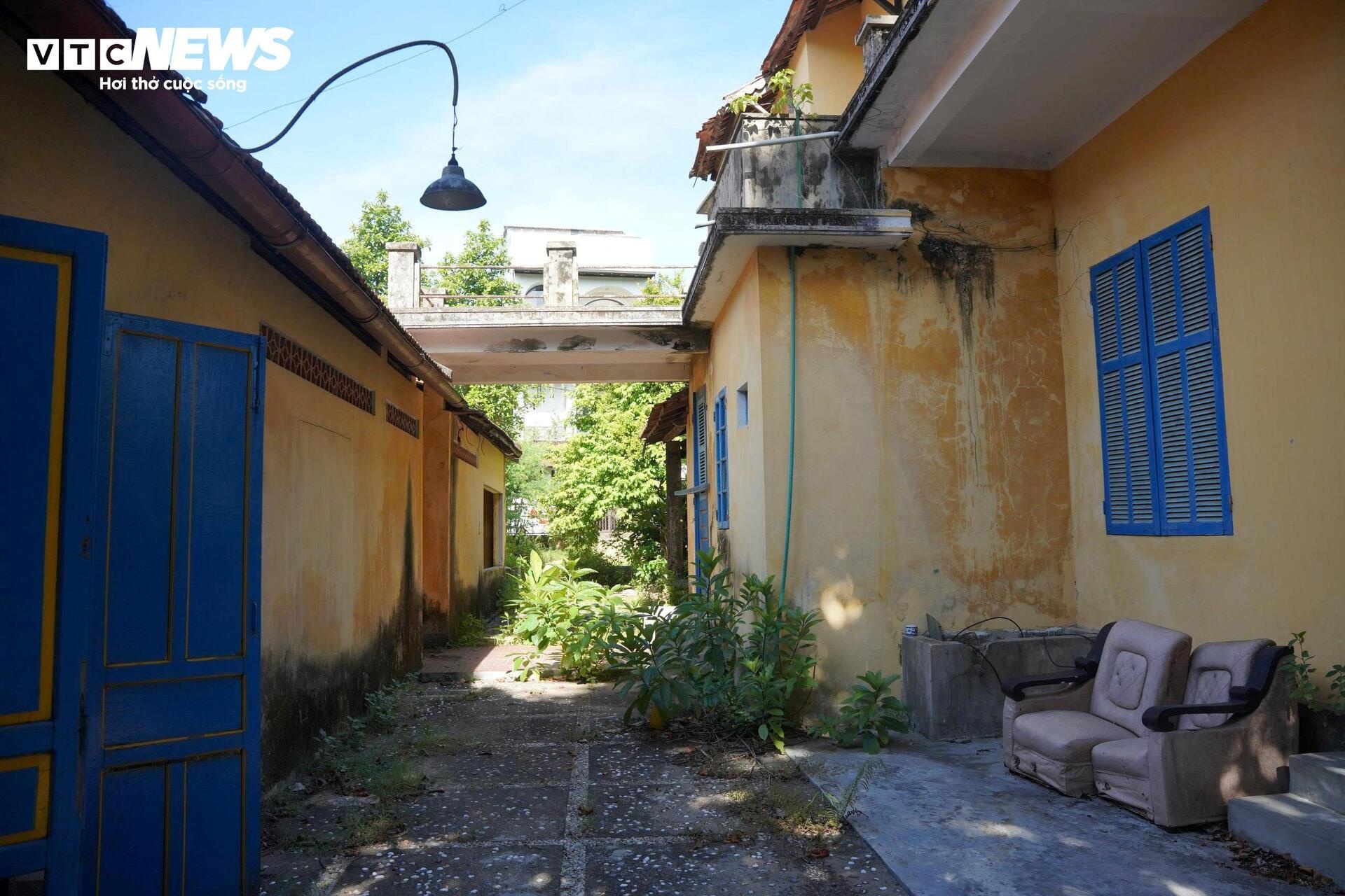 Biet thu trieu Nguyen Hue anh 8