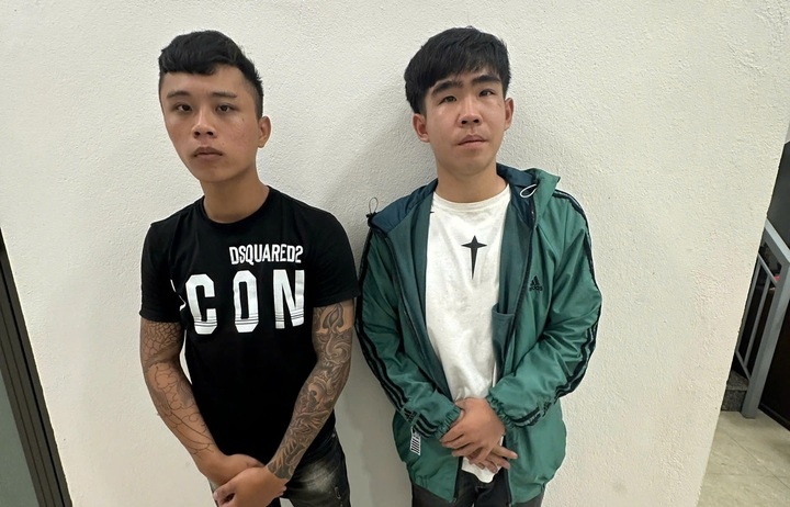 Le Duc Thien Bao,  Mooccia Federico,  Bai bien Cua Dai,  Trinh Vinh Phuc,  Dien Ban anh 1