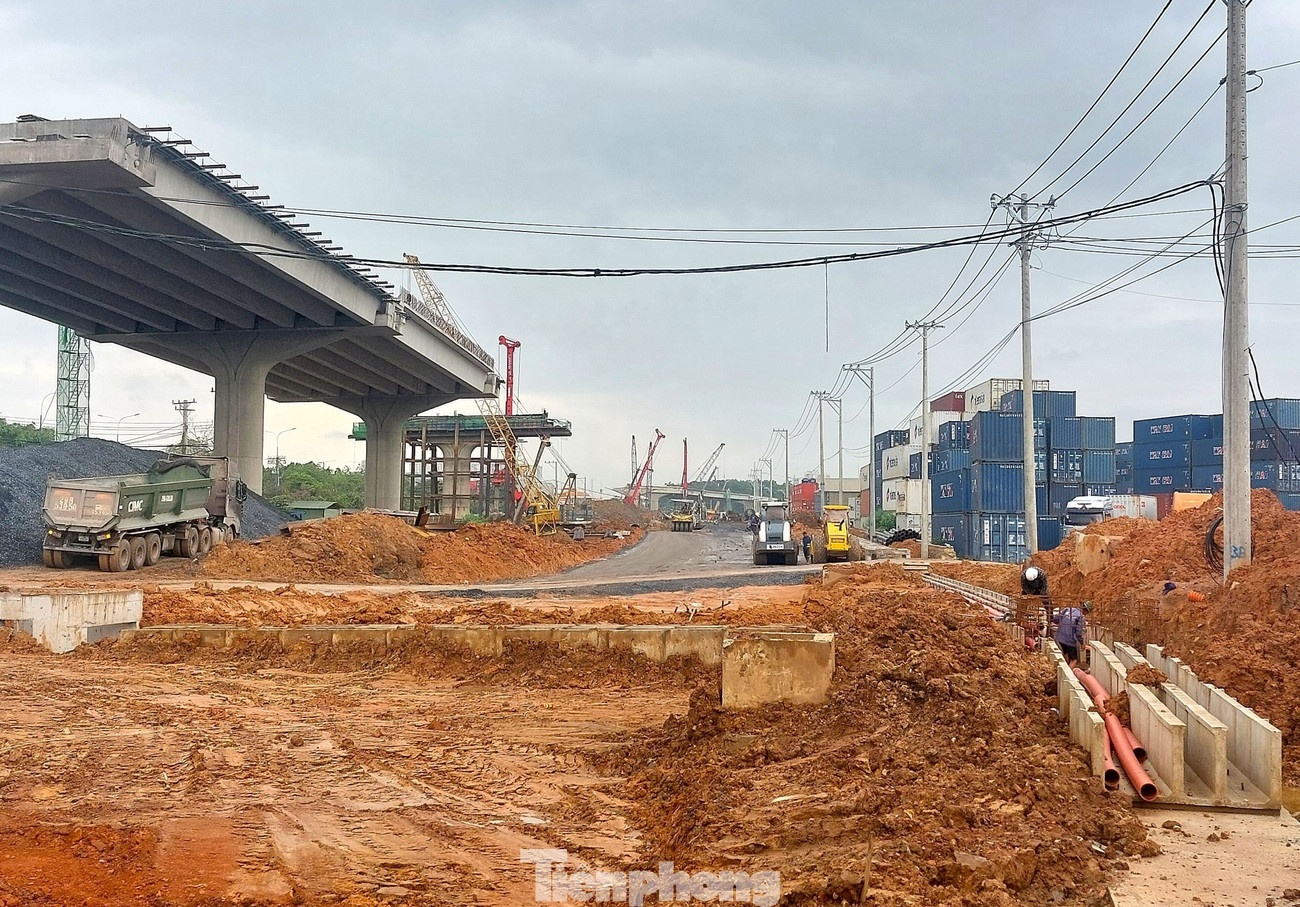 Nut giao Tan Van TP.HCM anh 1