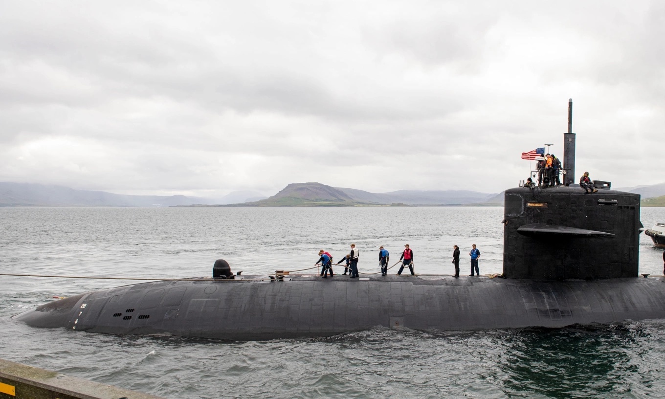 My dieu tau ngam hat nhan ap sat Nga hinh anh