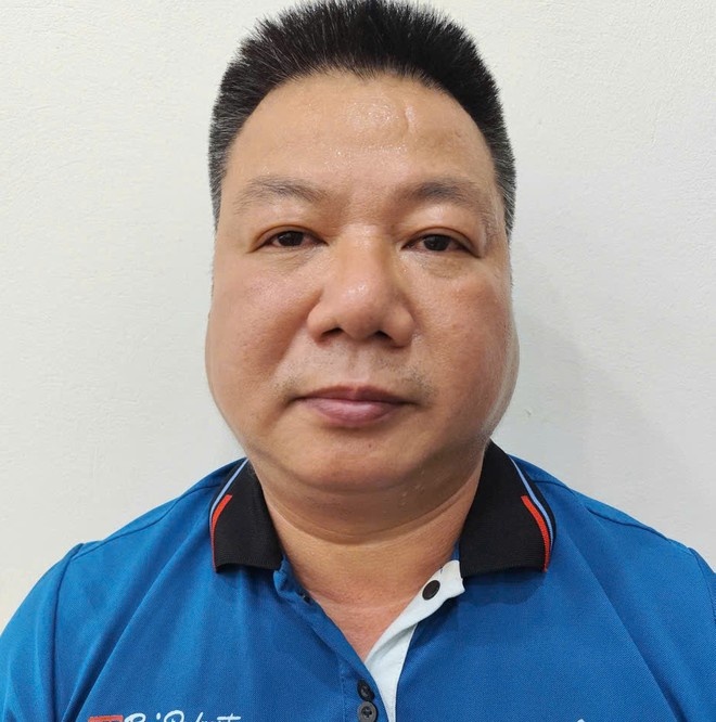 Bui Truong Son,  Cong an Thanh Liet,  Kia Canival,  Yen Dinh,  N.M.T anh 1