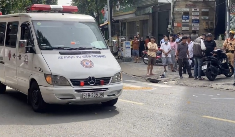 Cong an Bay Hien,  Duong Nguyen Thai Binh,  Chuyen khao,  Duong Truong Chinh,  Xe ga anh 2