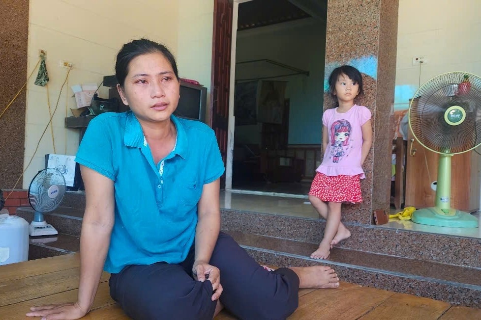 Thai Khac Thanh,  Le Hong Hien,  Ga loi trang,  Duong DH07,  Luong Van Thanh anh 3