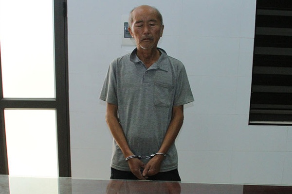Khoi to doi tuong mua ban trai phep 6.000 vien ma tuy tong hop hinh anh