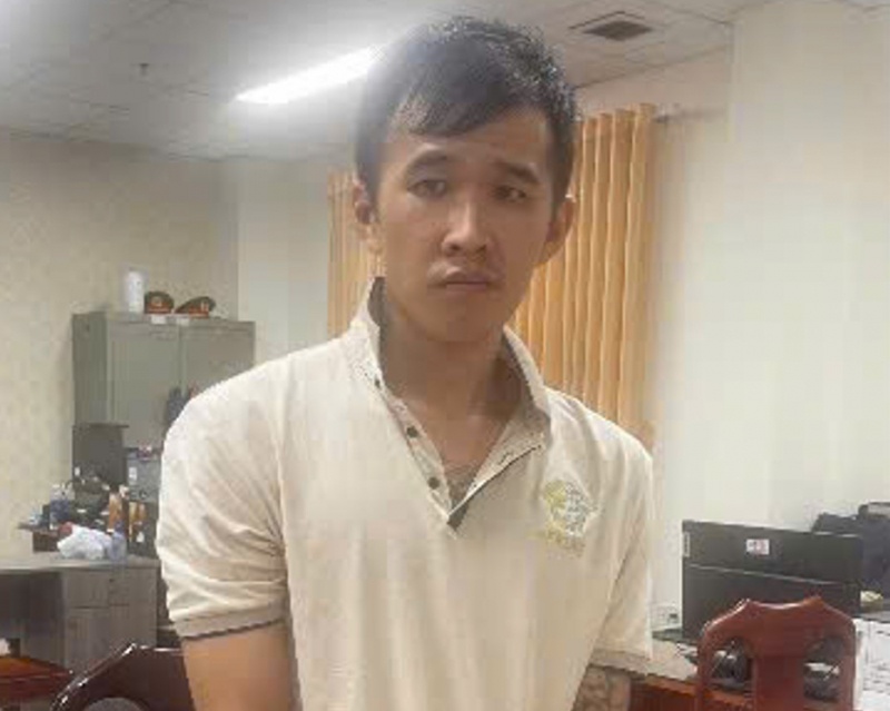 Cong an Long Thanh,  N.X.V.,  Nguyen Duc Huy,  IPhone 15 Pro,  M.T,  M.T. Mobile anh 1