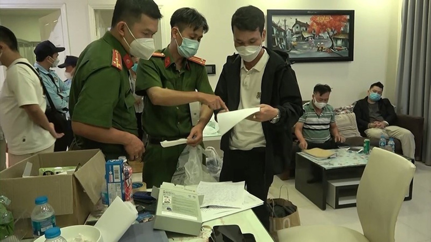 Huỳnh Long Nhu,  Huỳnh Long Bạch,  Huỳnh Long Tứ,  Huỳnh Thị Hạ Tây,  Bhatia Mohit ảnh 2 Huynh Long Nhu,  Huynh Long Bach,  Huynh Long Tu,  Huynh Thi Ha Tay,  Bhatia Mohit anh 2