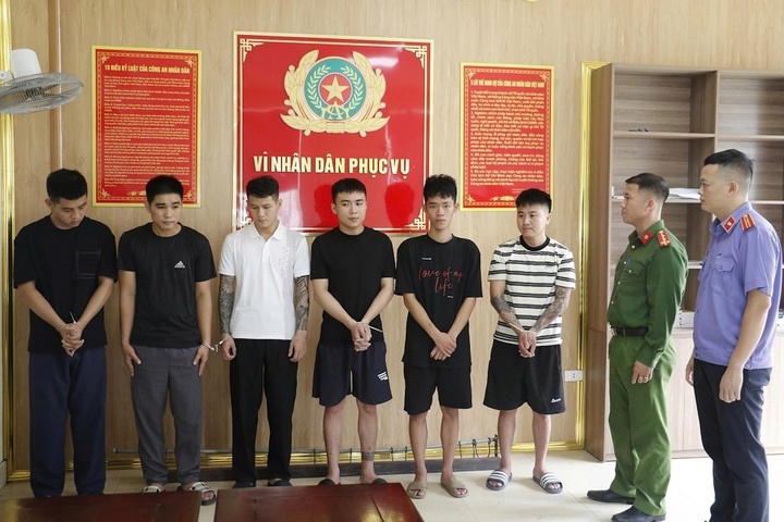 Bui Quang Vinh,  Cong an Vinh Hung,  Hoa Quan,  Nguyen Van Dai,  Nguyen Nhu Duc anh 2