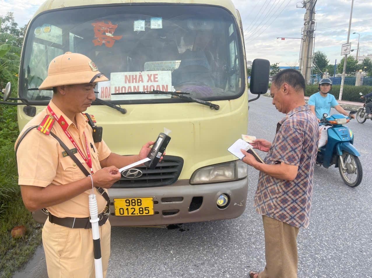 Dam Van Quyet,  Cong an Bac Ninh,  Nguyen Dinh Nghia,  BLHS,  Gam anh 1