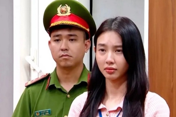 Nhan gan 7 ty dong ban keo Kera, hoa hau Thuy Tien khac phuc 3,2 ty hinh anh