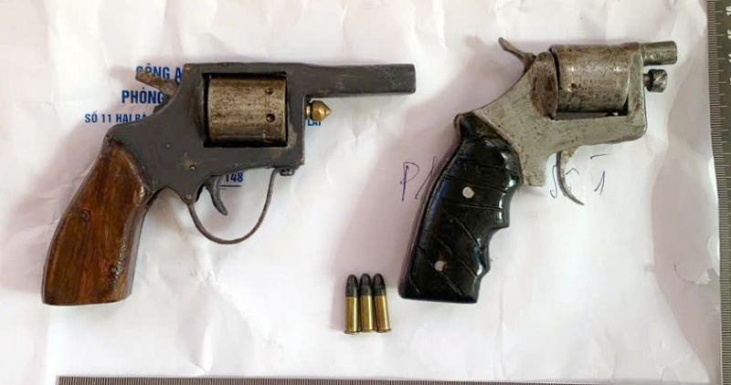 gay roi trat tu anh 2