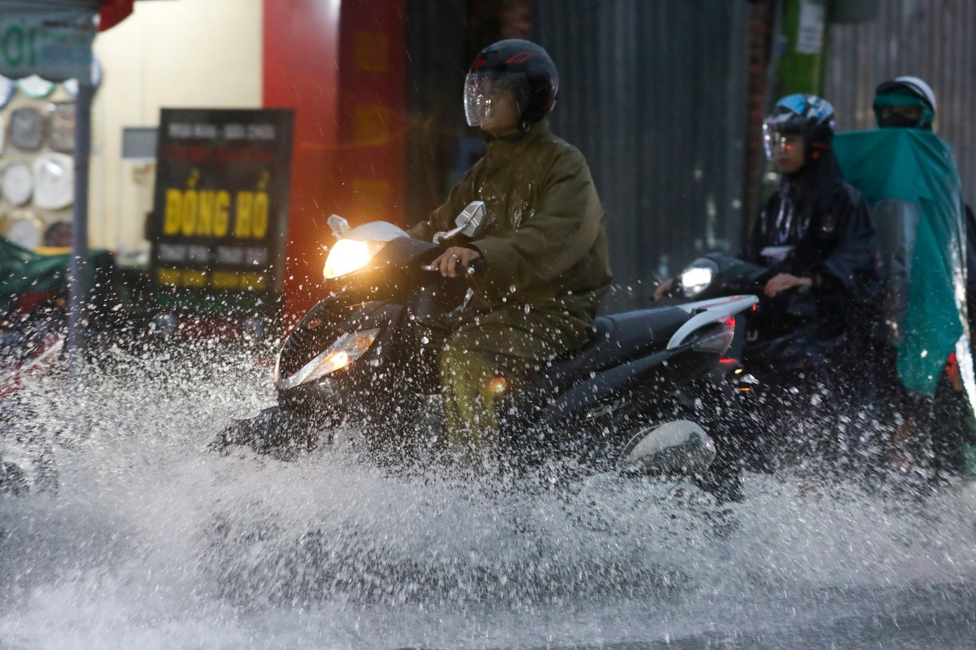 Ket xe Thu Duc TP.HCM anh 2