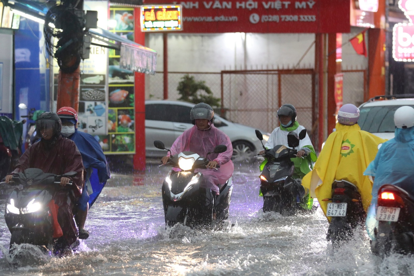 Ket xe Thu Duc TP.HCM anh 4