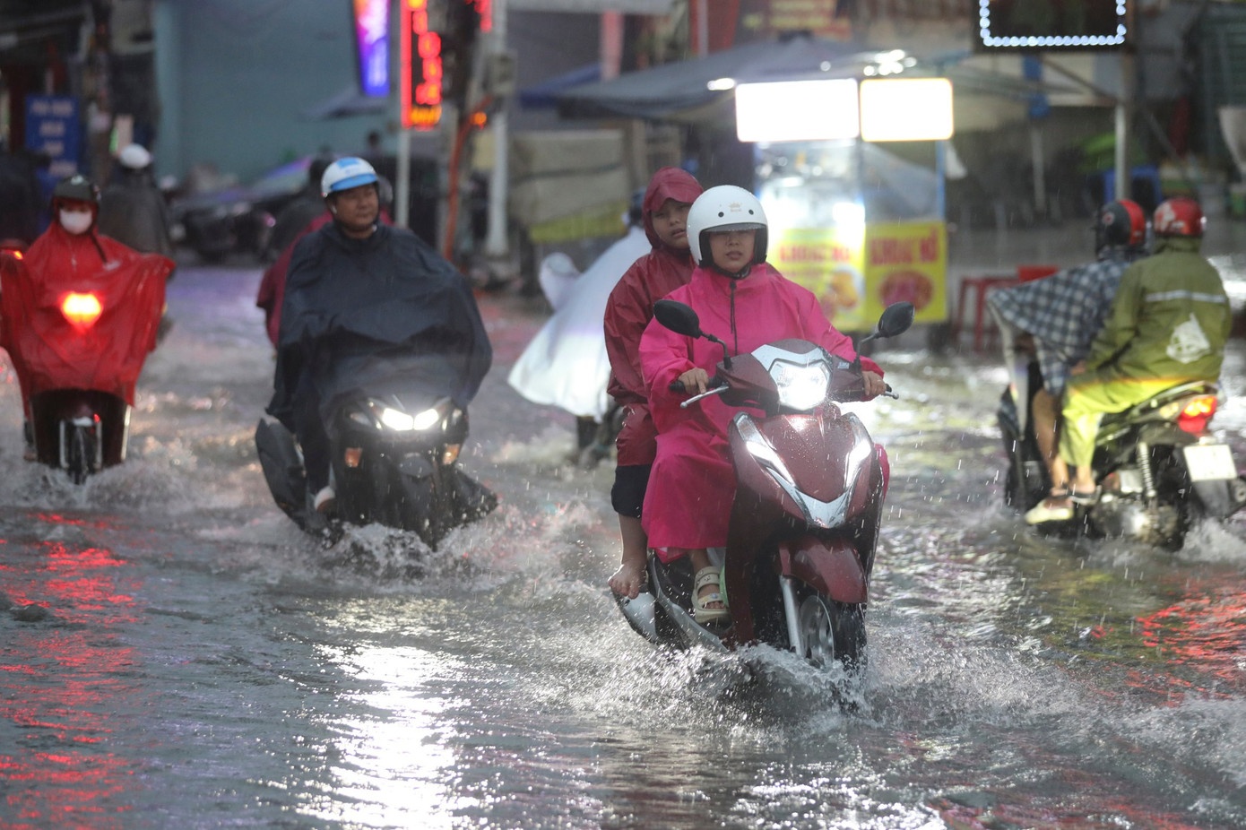 Ket xe Thu Duc TP.HCM anh 6