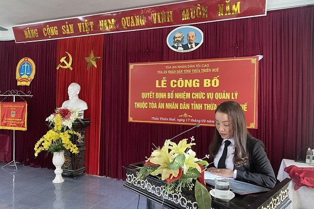 Nhan hoi lo,  Chanh Toa dan su,  TAND TP Hue,  Thai Thi Hong Van anh 2