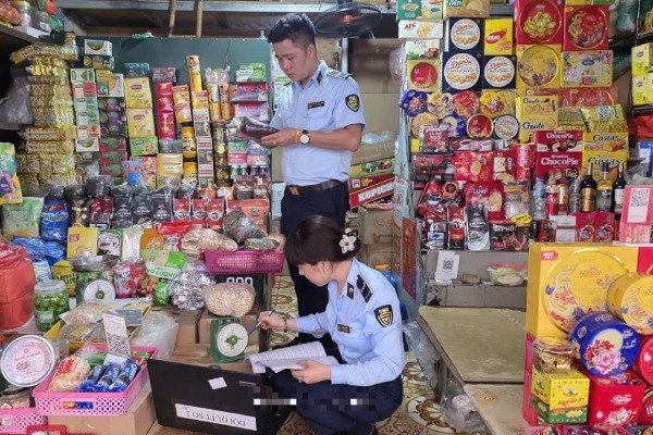 Phat hien 1.440 banh trung thu nhap lau hinh anh