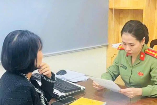 Su that dang sau thong tin 'giai cuu nu sinh lop 7 bi bat coc' hinh anh