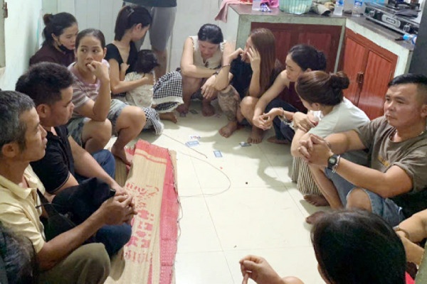 Triet xoa soi bac, bat giu 15 doi tuong hinh anh