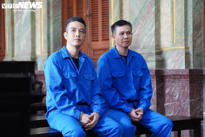 Tap doan Asanzo,  Pham Van Tam anh 2