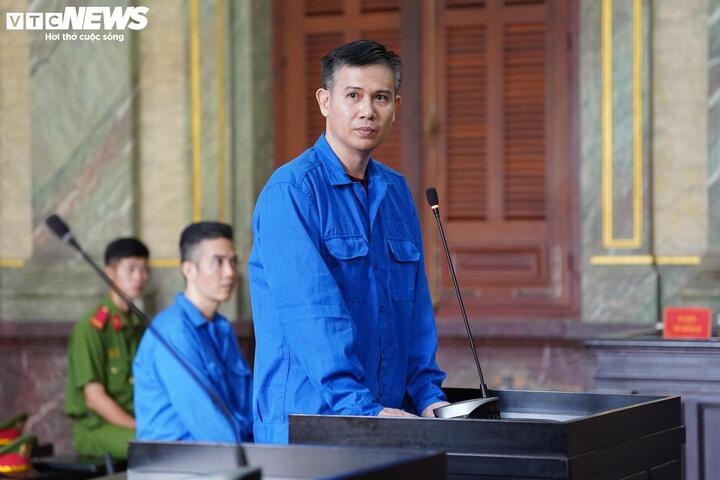 Tap doan Asanzo,  Pham van Tam anh 1