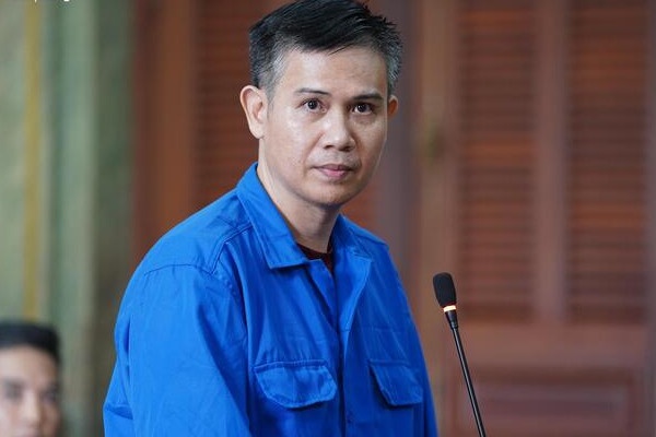 Cuu Chu tich Asanzo bi de nghi muc an 10-12 nam tu hinh anh